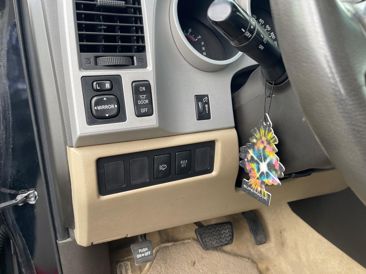 Toyota Sequoia SR5 5.7L 4WD 2008