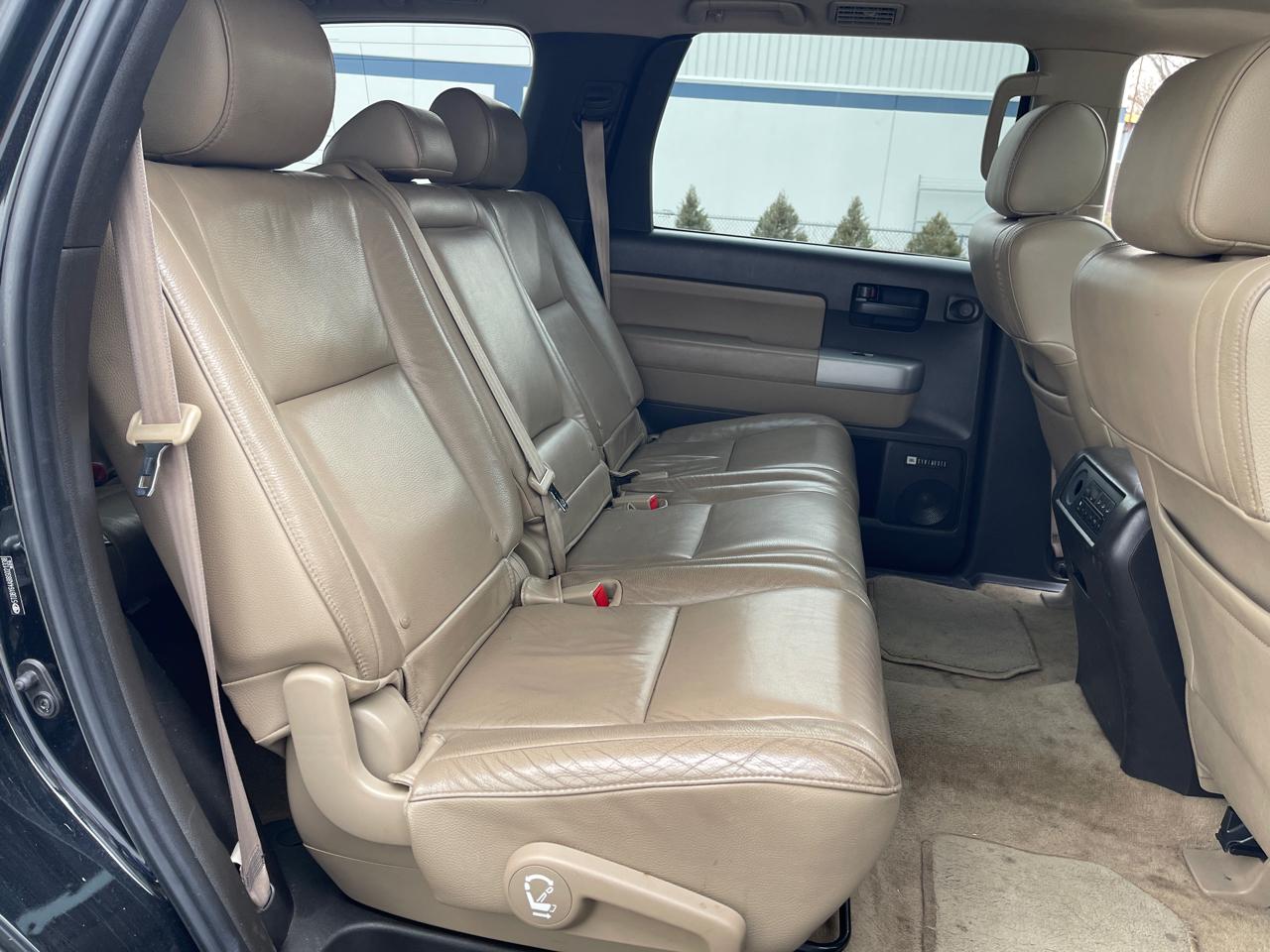 Toyota Sequoia SR5 5.7L 4WD 2008