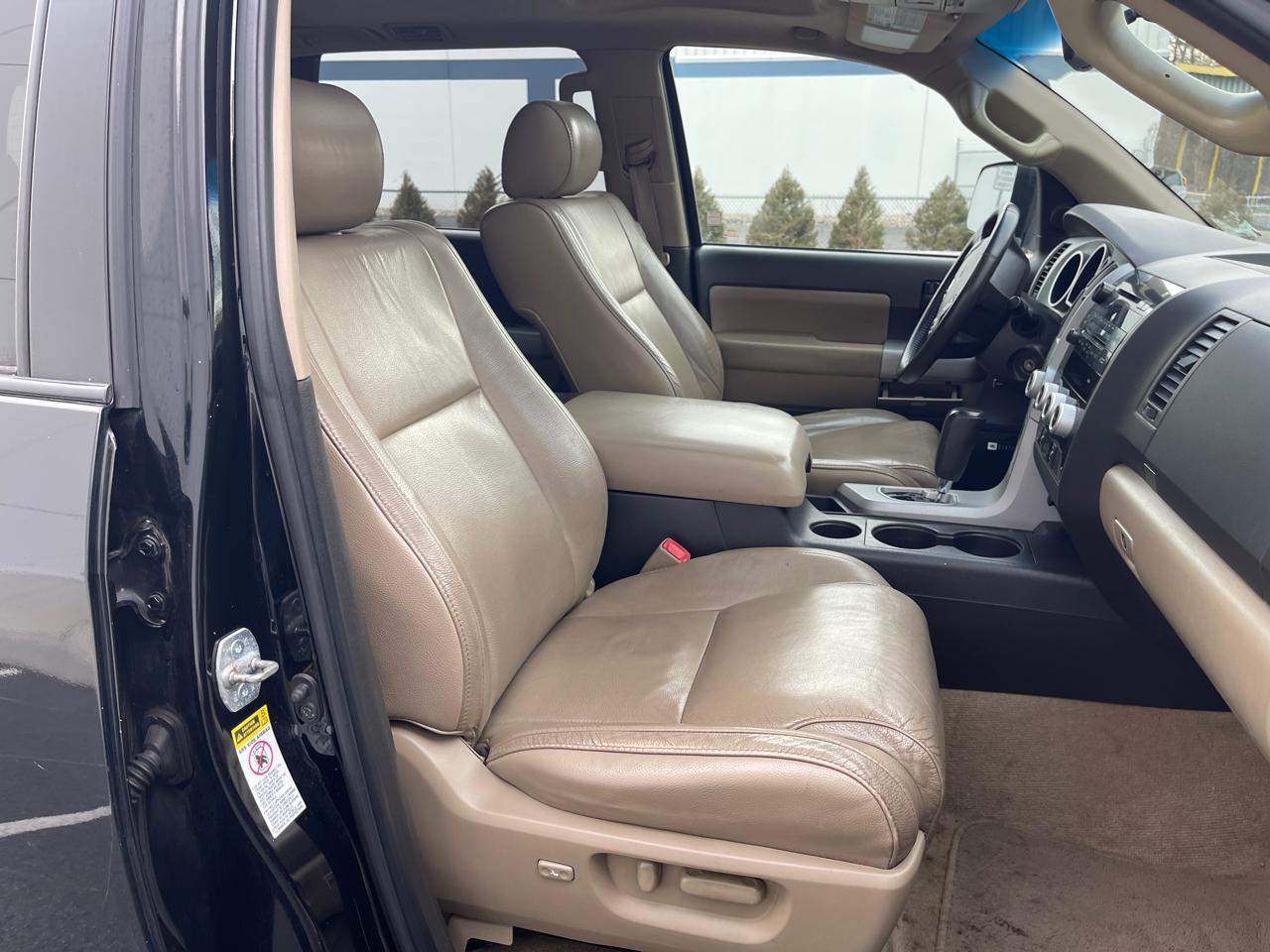 Toyota Sequoia SR5 5.7L 4WD 2008