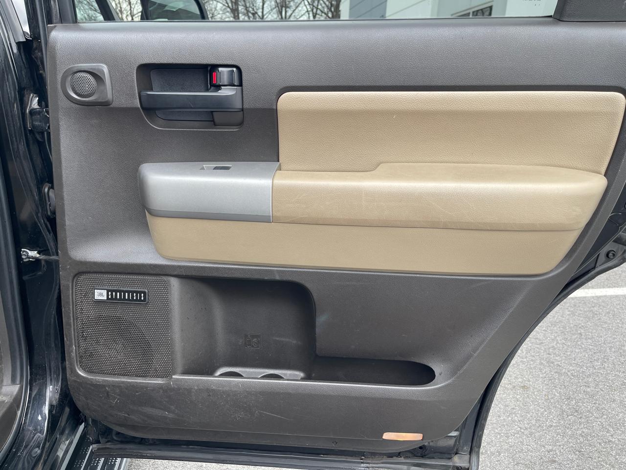 Toyota Sequoia SR5 5.7L 4WD 2008