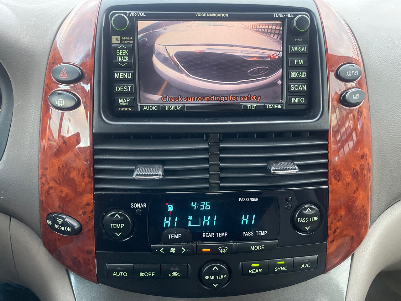 Toyota Sienna XLE Limited AWD 2008