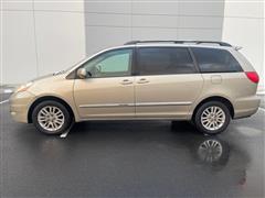 2008 Toyota Sienna 