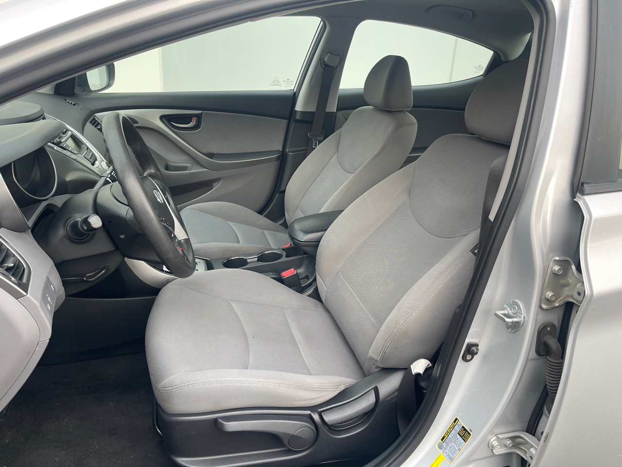 Hyundai Elantra Limited 2012