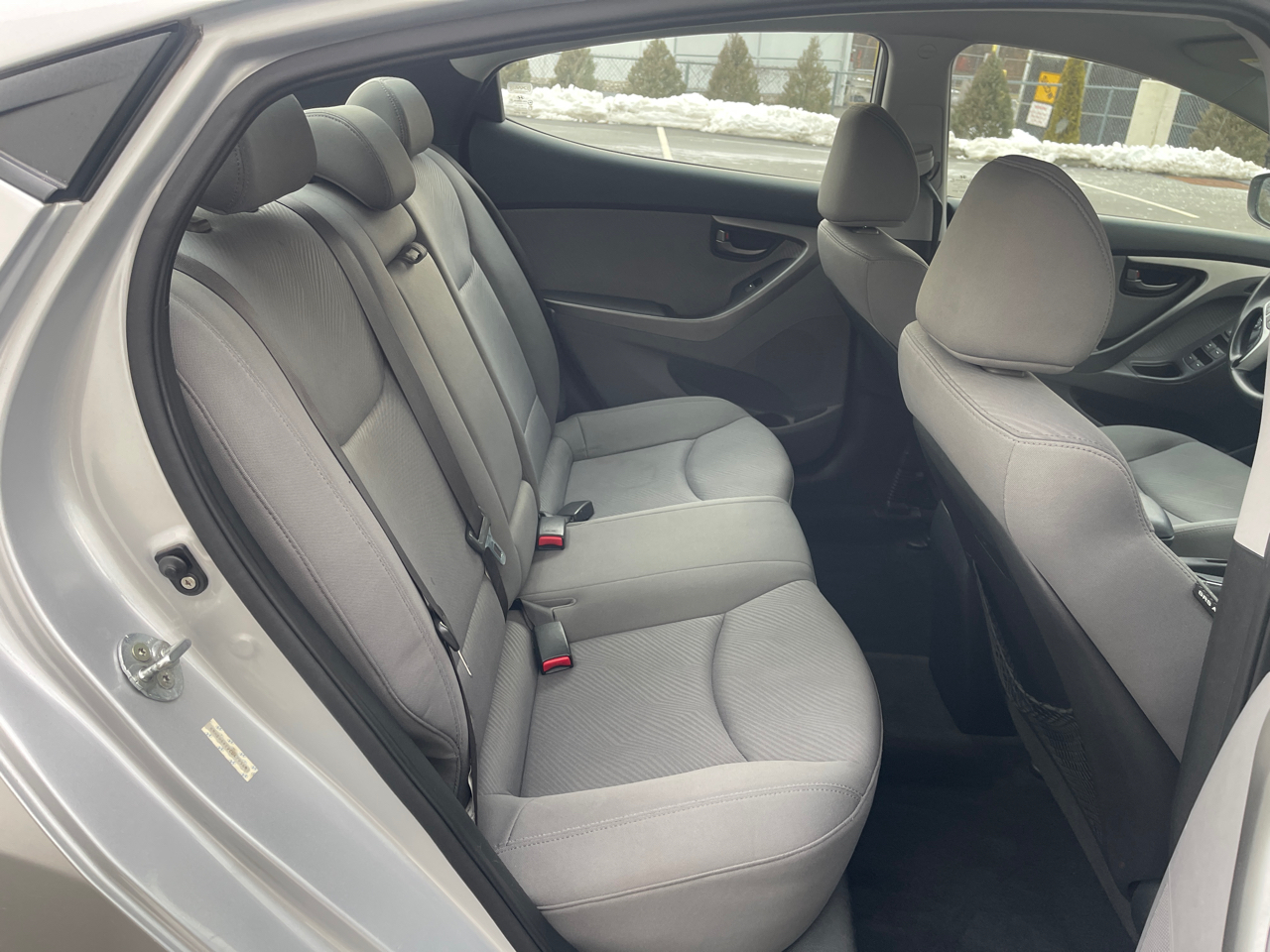 Hyundai Elantra Limited 2012