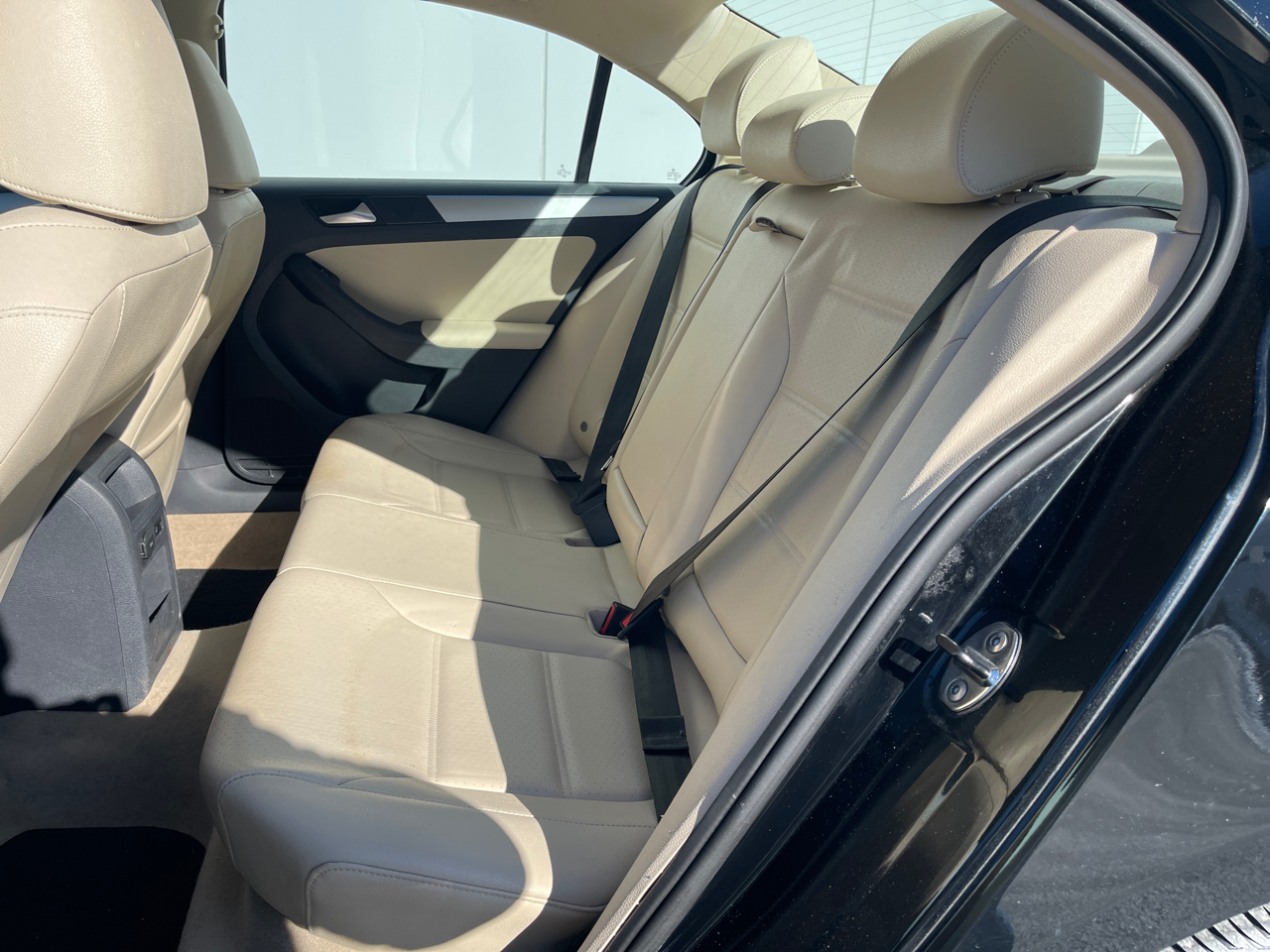 Volkswagen Jetta SE 2013