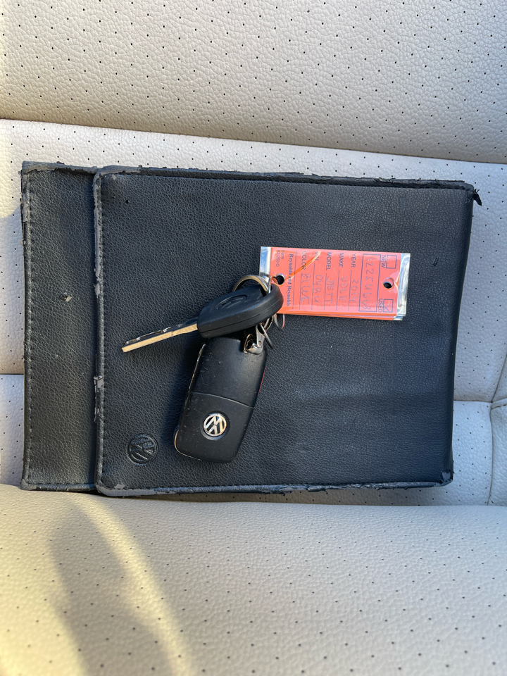 Volkswagen Jetta SportWagen 2.5L SE PZEV 2014