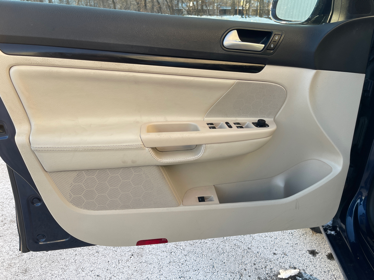 Volkswagen Jetta SportWagen 2.5L SE PZEV 2014