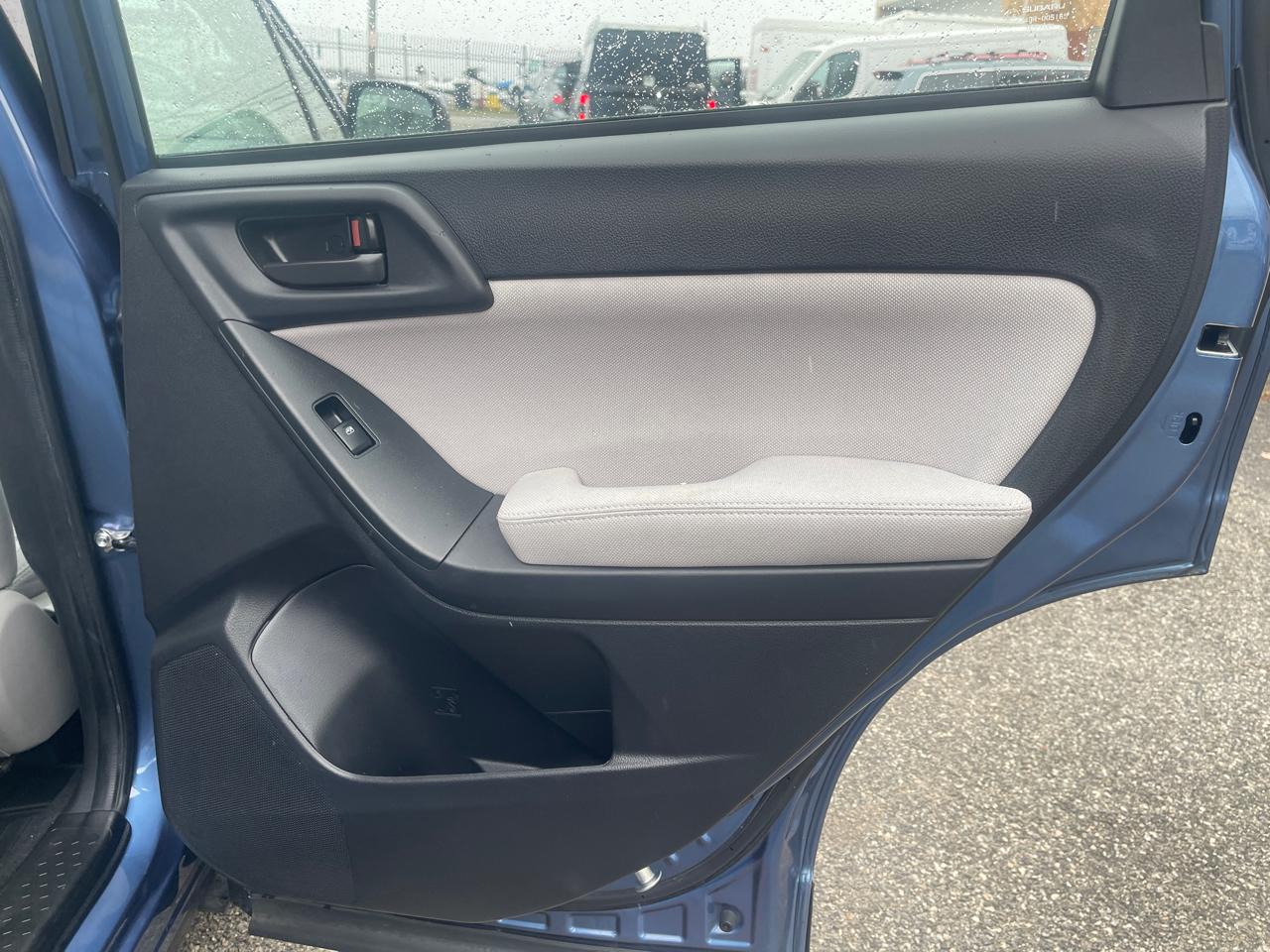 Subaru Forester 2.5i Premium 2015