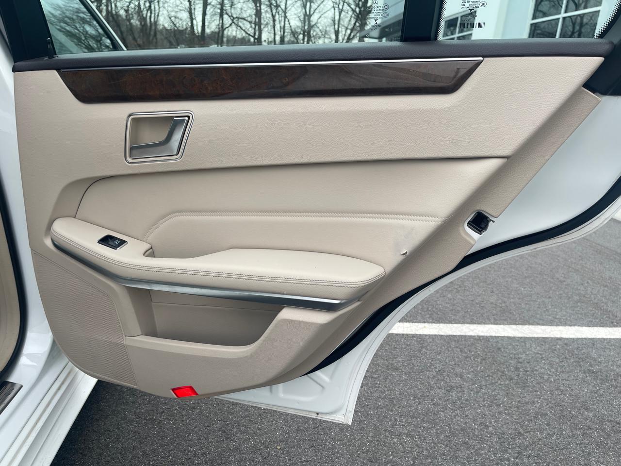 Mercedes-Benz E-Class E350 4MATIC Sedan 2014