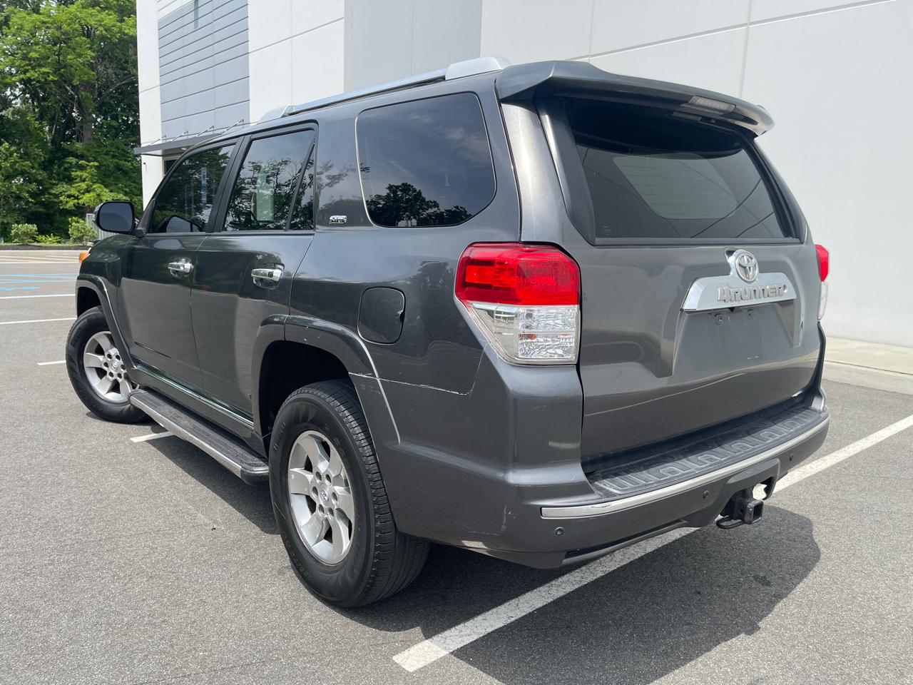 Toyota 4Runner SR5 4WD 2013