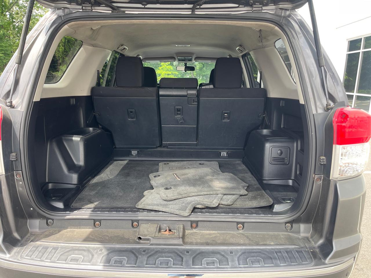 Toyota 4Runner SR5 4WD 2013