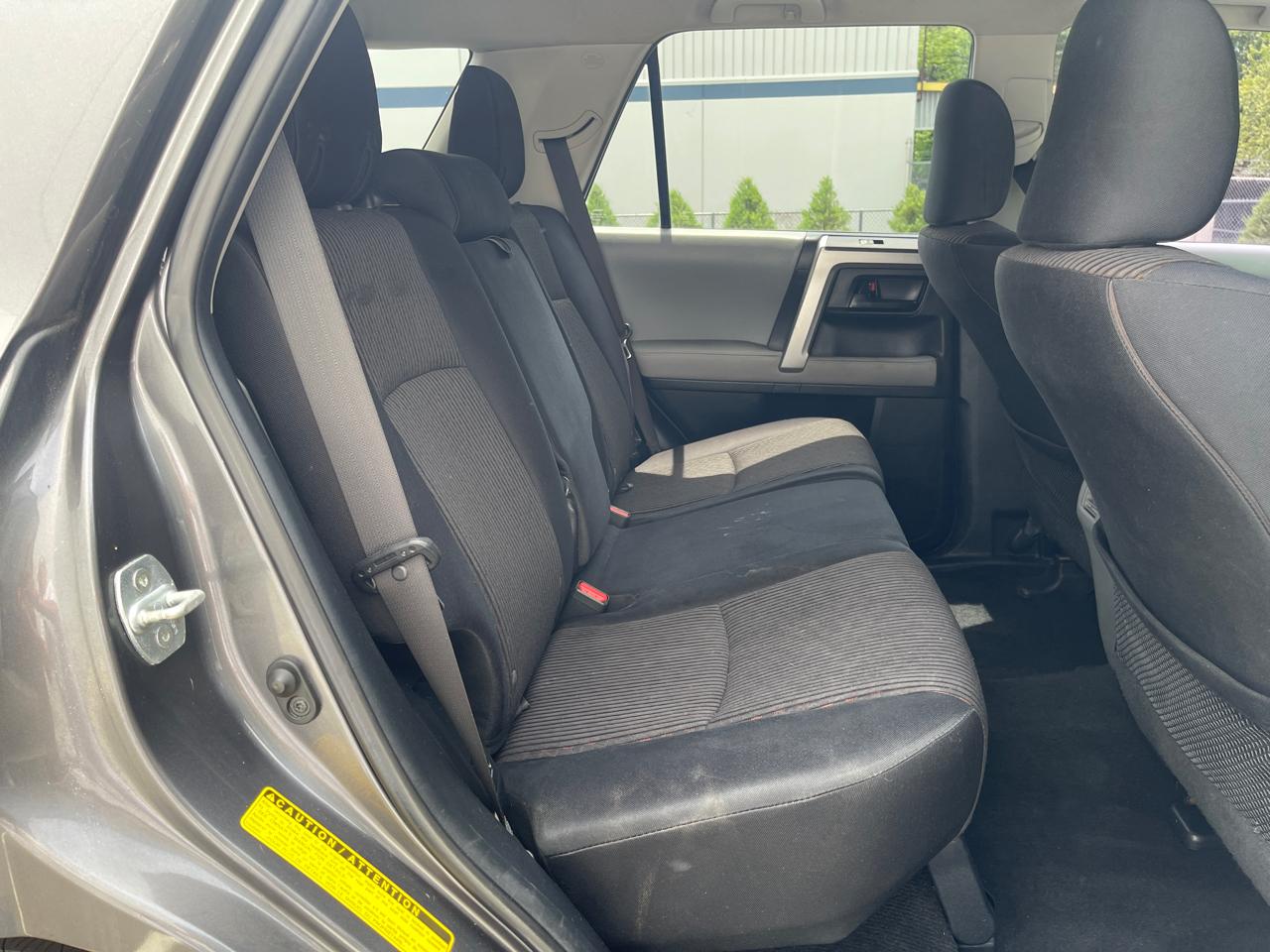 Toyota 4Runner SR5 4WD 2013