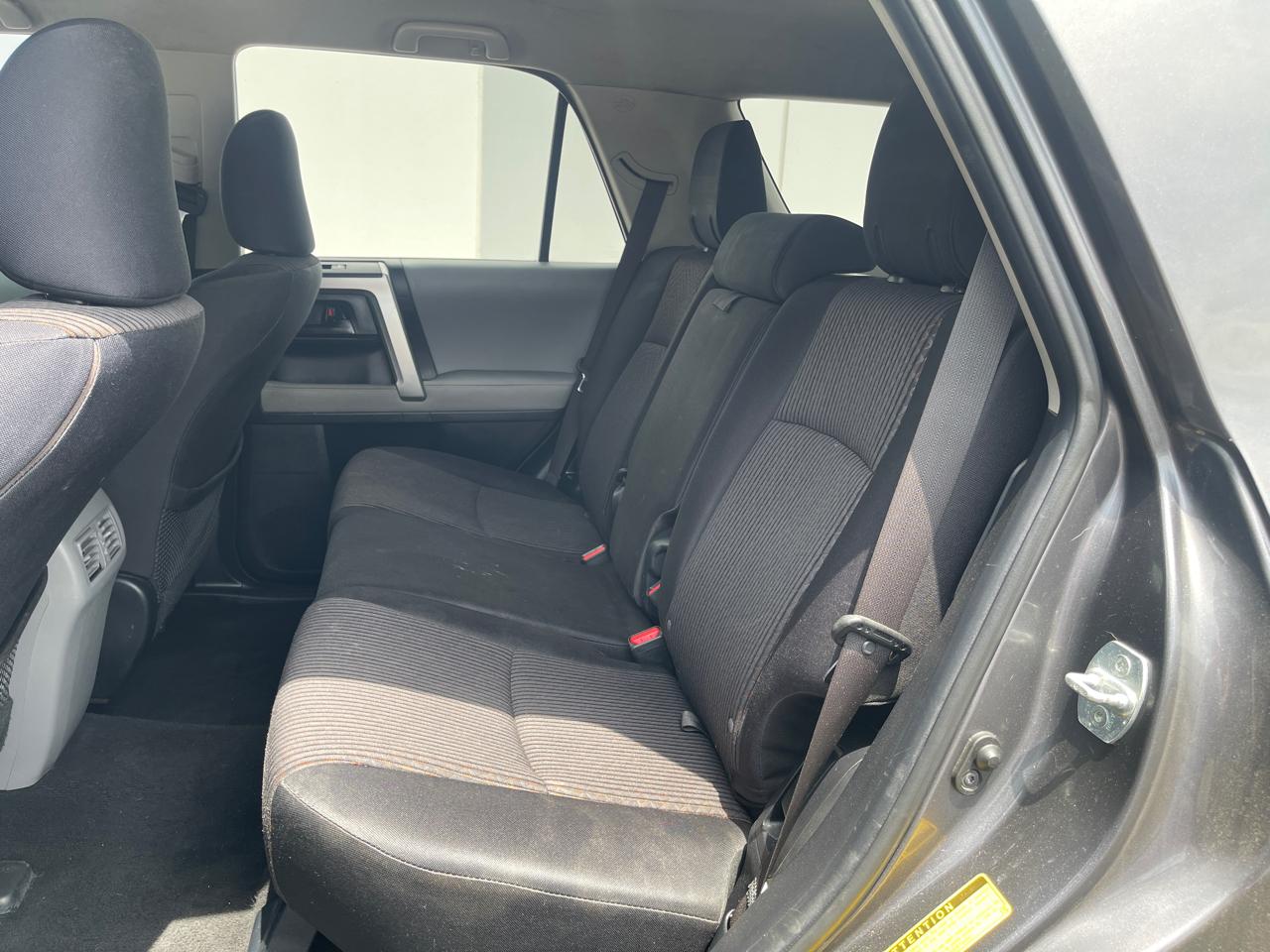 Toyota 4Runner SR5 4WD 2013