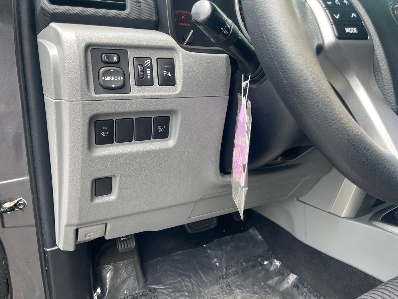 Toyota 4Runner SR5 4WD 2013