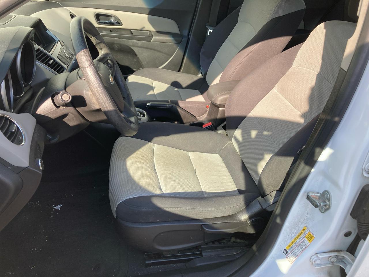 Chevrolet Cruze LS Auto 2014