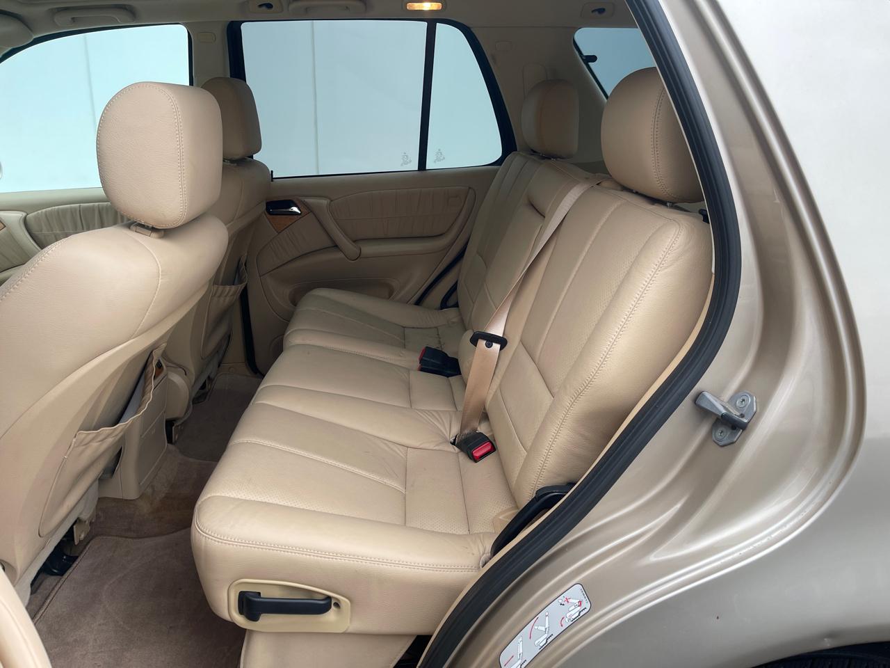 Mercedes-Benz M-Class ML350 2005