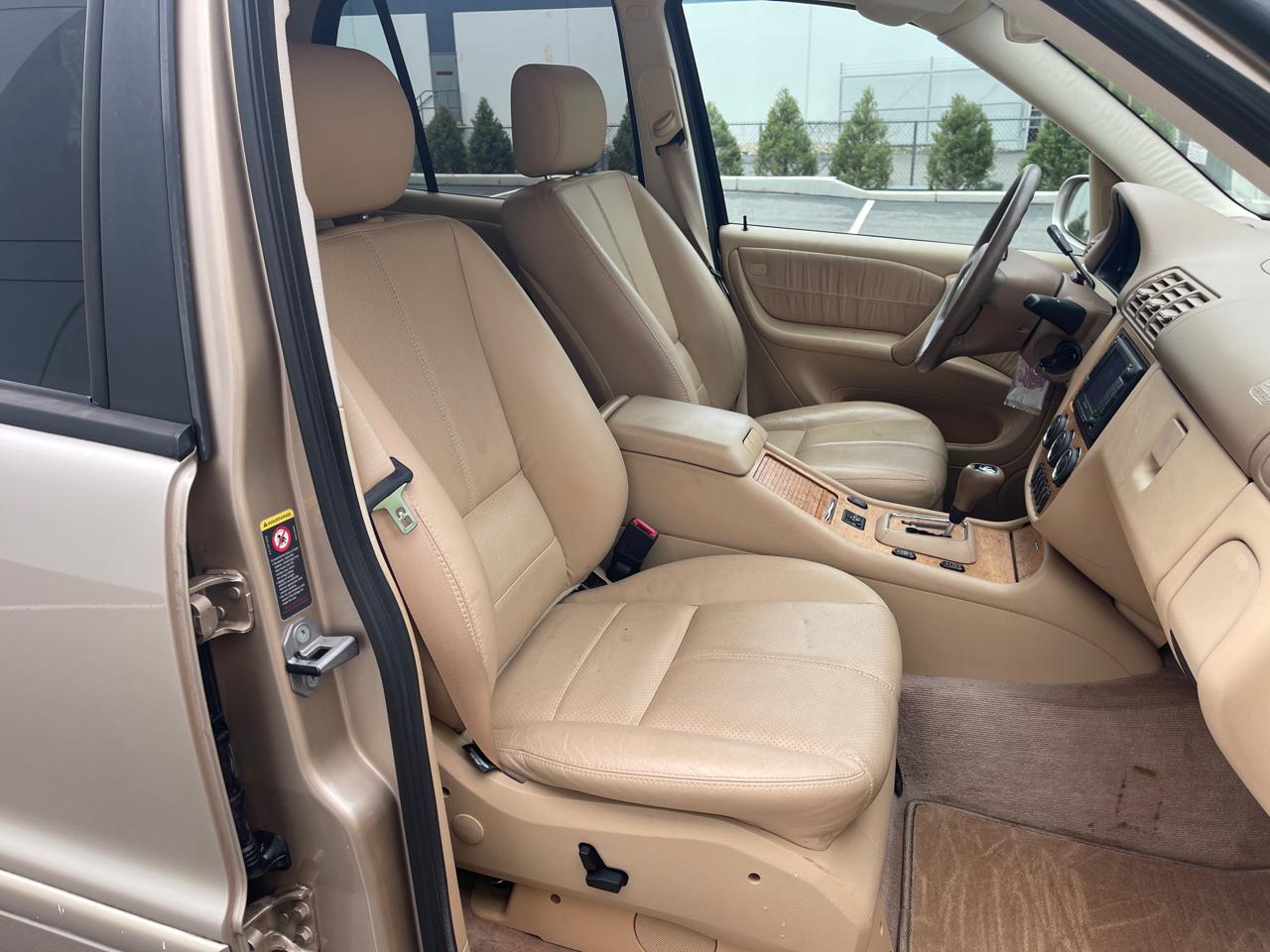 Mercedes-Benz M-Class ML350 2005