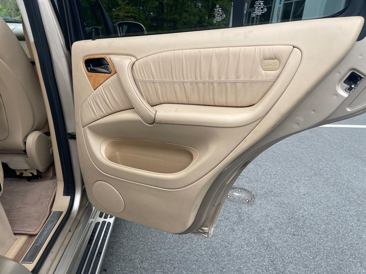 Mercedes-Benz M-Class ML350 2005