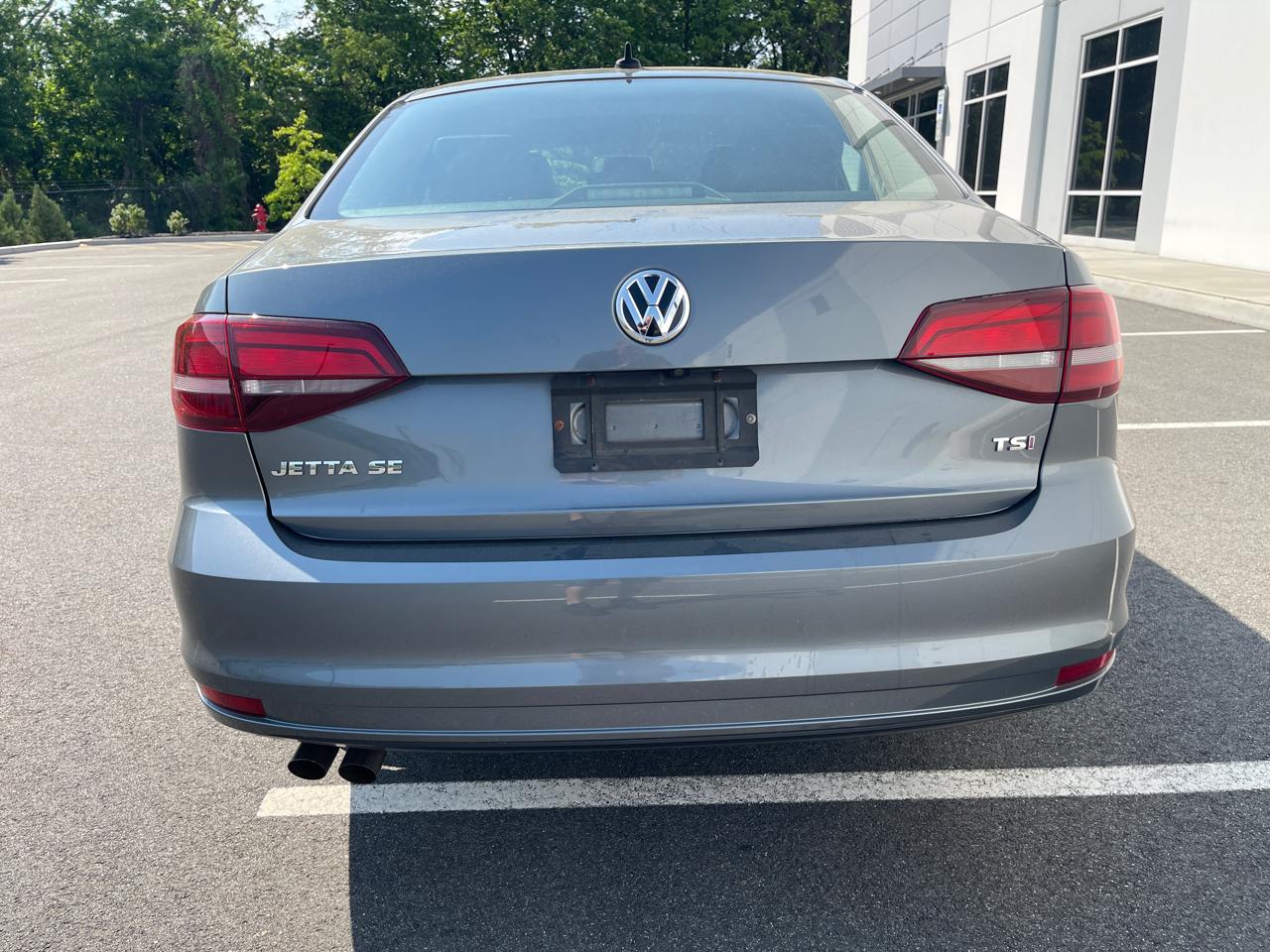 Volkswagen Jetta 1.4T SE 6A 2017