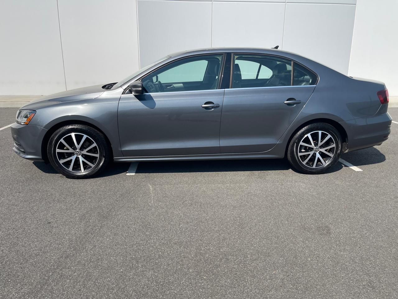 Volkswagen Jetta 1.4T SE 6A 2017