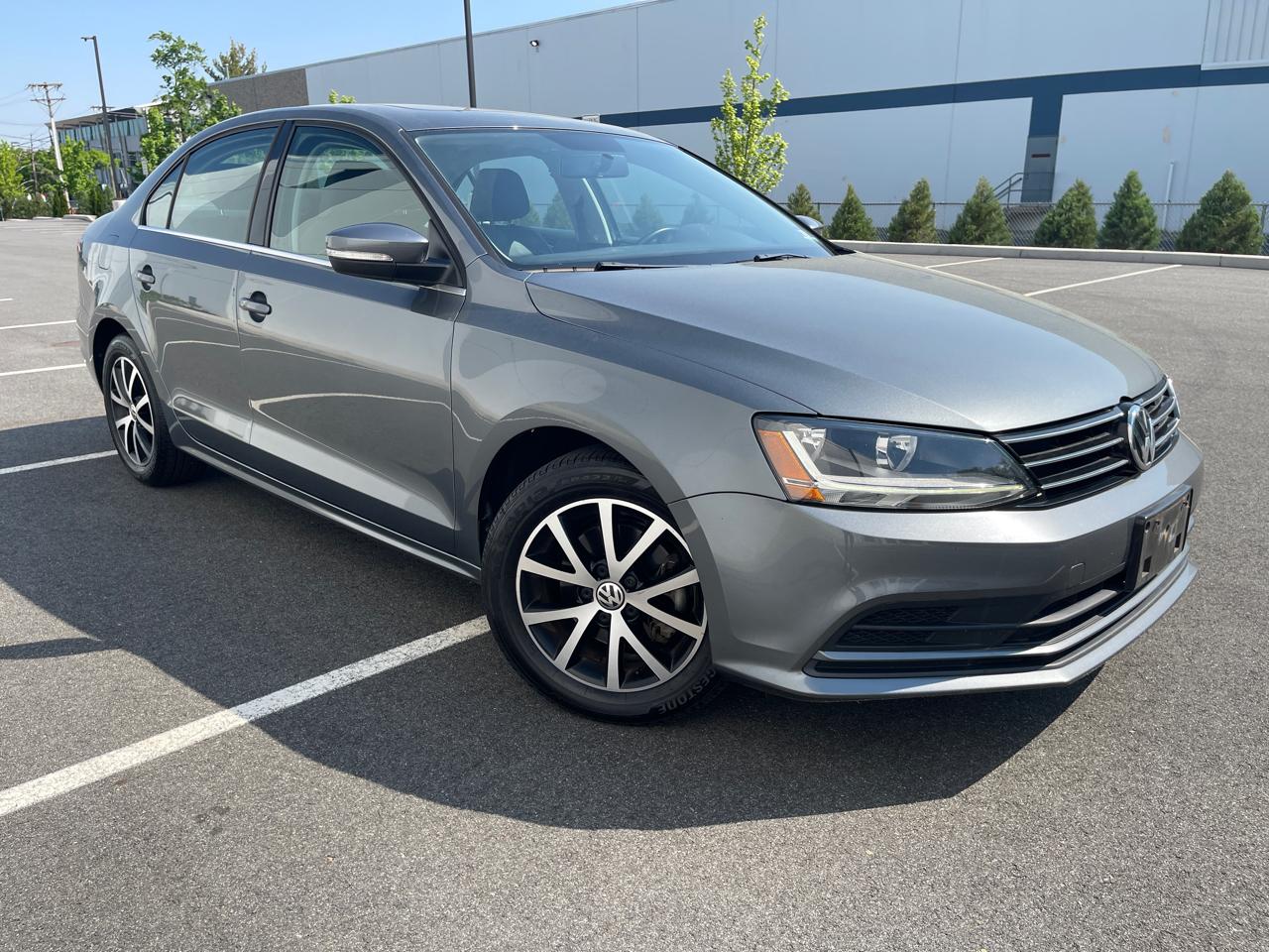 Volkswagen Jetta 1.4T SE 6A 2017