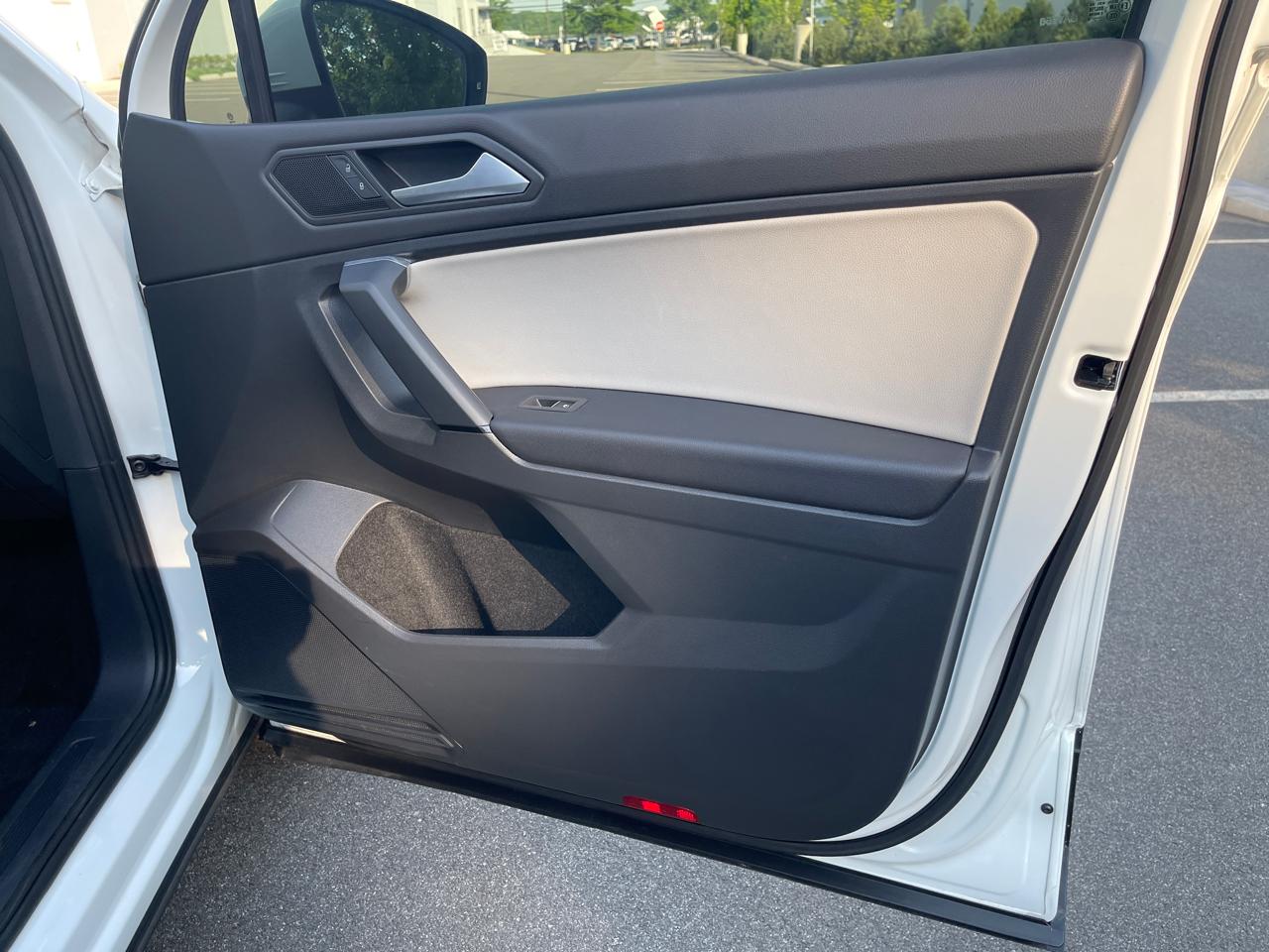 Volkswagen Tiguan SEL 4Motion AWD 2019