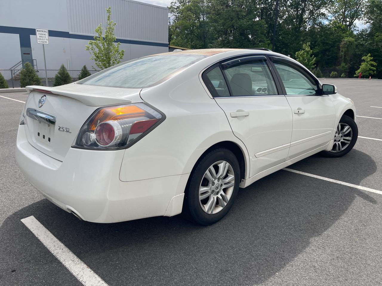 Nissan Altima 2.5 SL 2010
