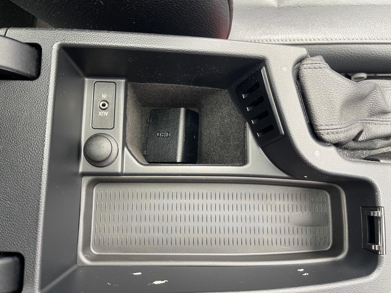 BMW 3-Series 328xi 2009