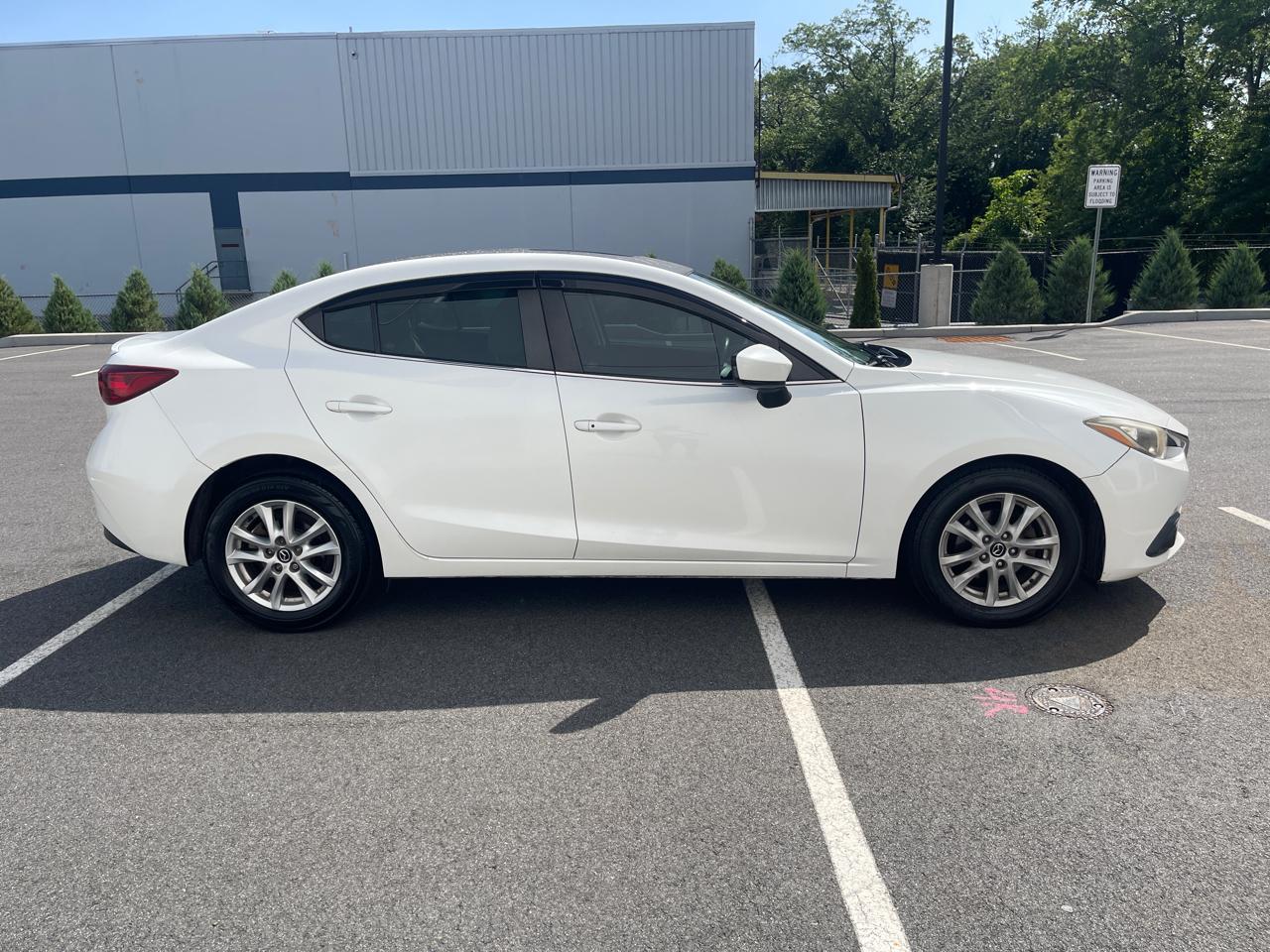 Mazda MAZDA3 i Touring AT 4-Door 2014