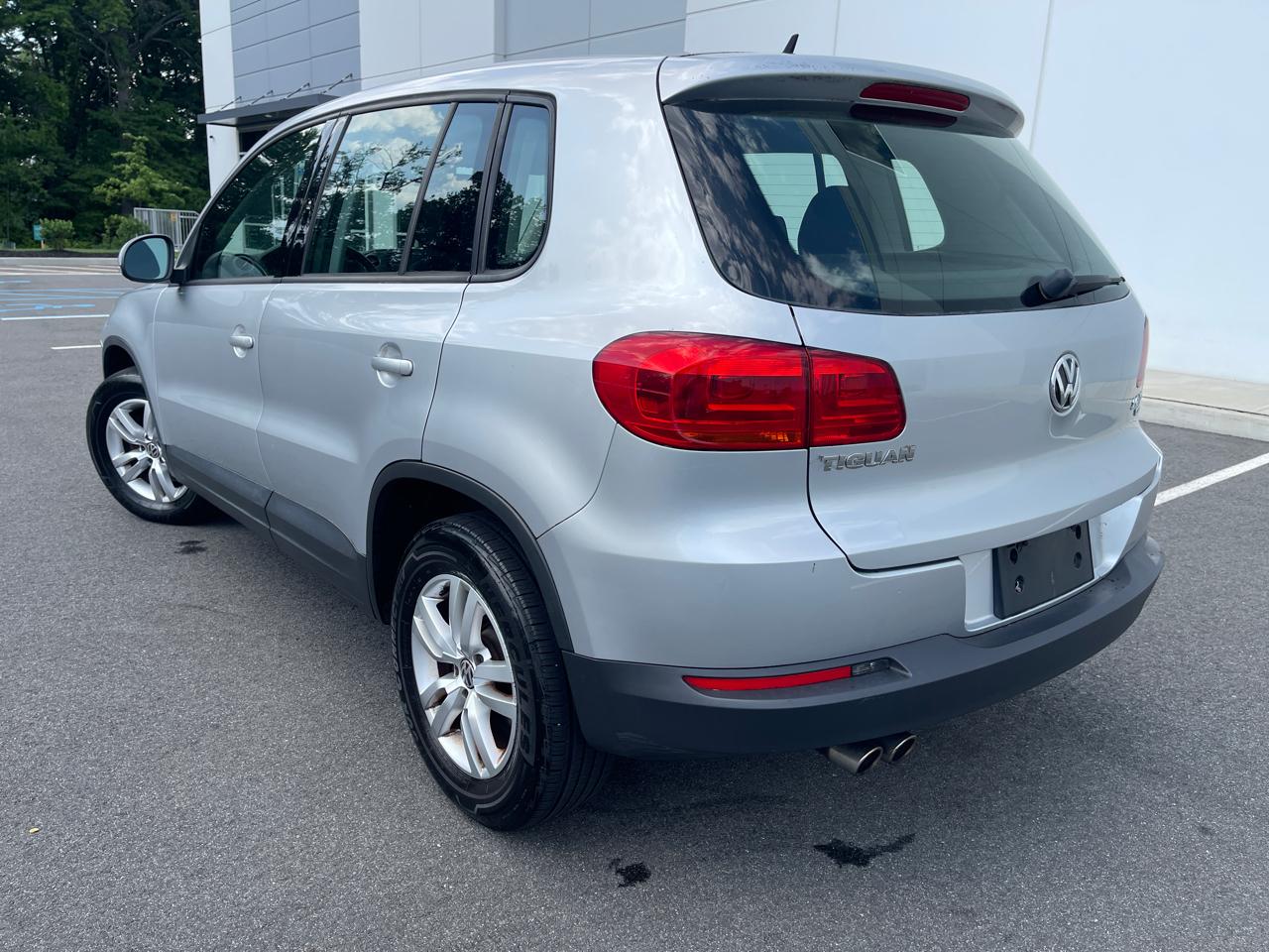 Volkswagen Tiguan S 4Motion 2012