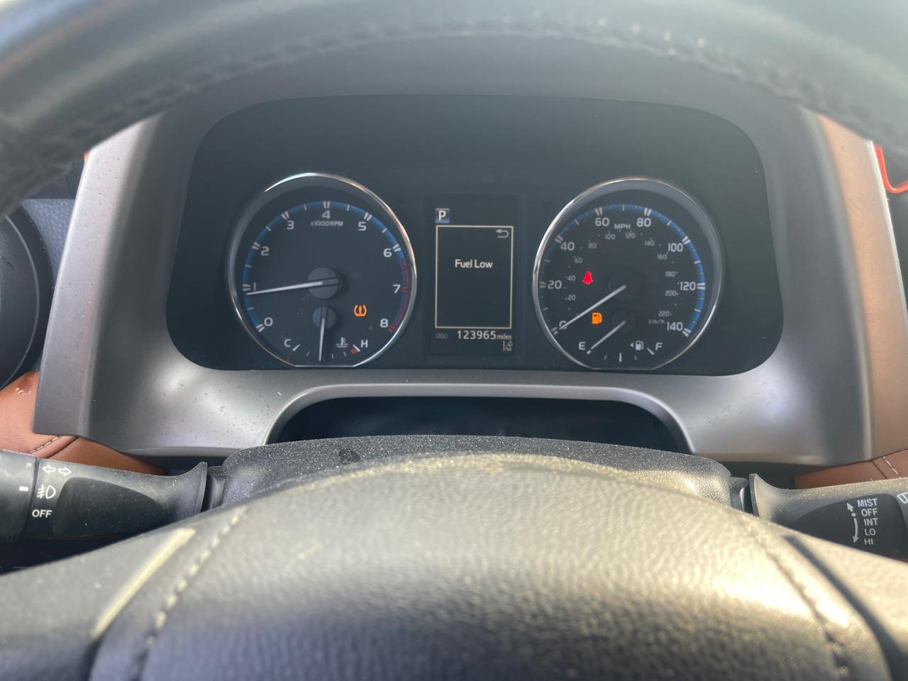 Toyota RAV4 Limited AWD 2017