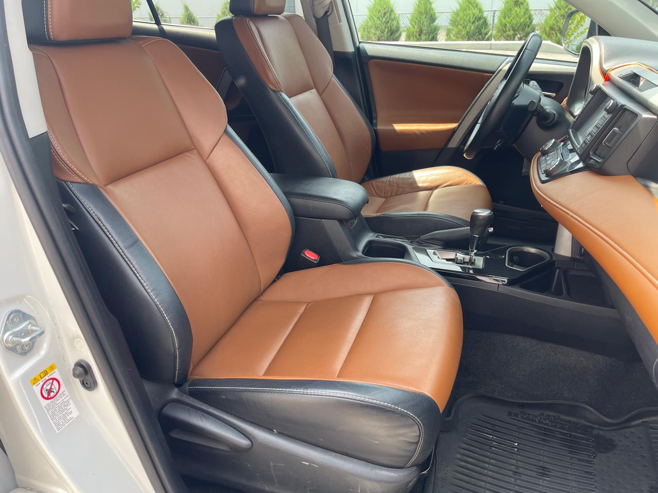 Toyota RAV4 Limited AWD 2017