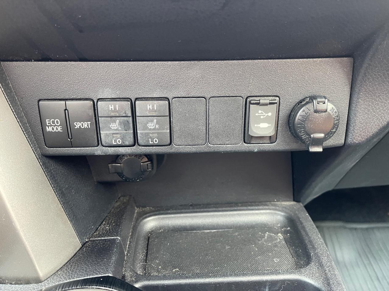 Toyota RAV4 Limited AWD 2017