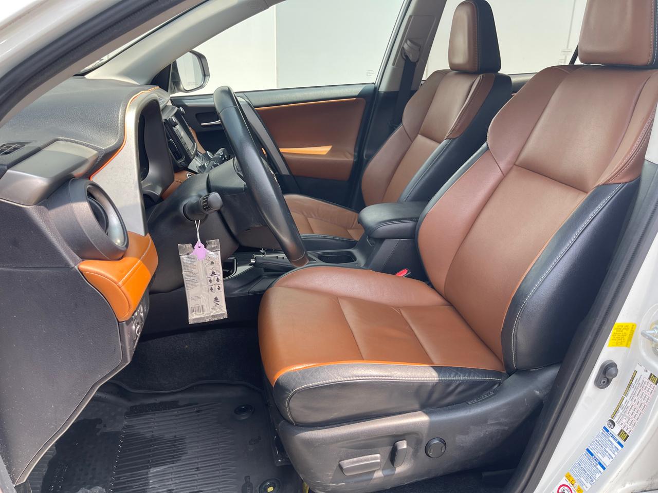 Toyota RAV4 Limited AWD 2017