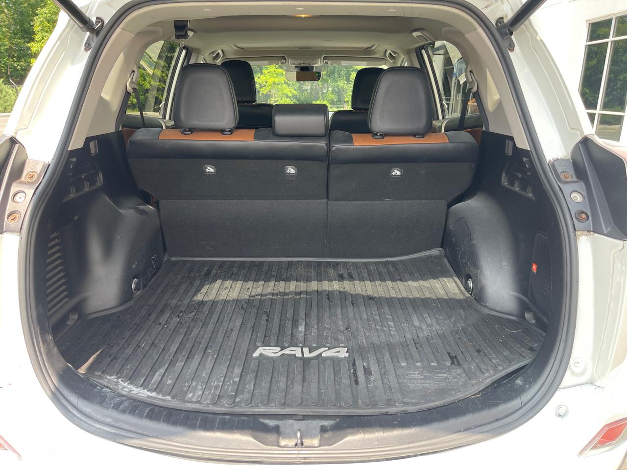 Toyota RAV4 Limited AWD 2017