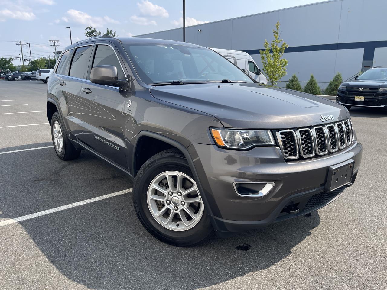 Jeep Grand Cherokee Laredo 4WD 2019