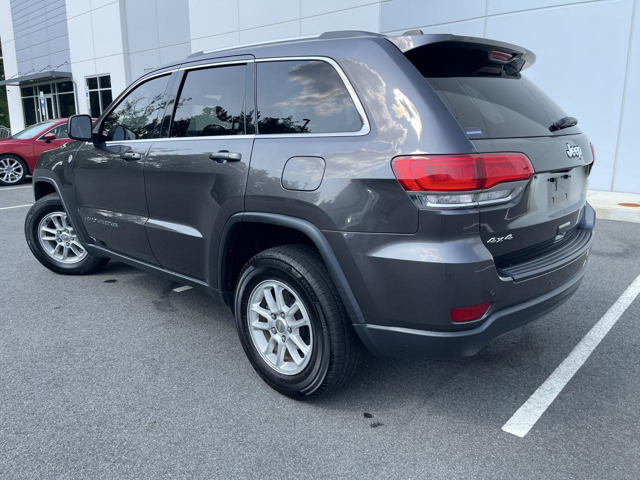Jeep Grand Cherokee Laredo 4WD 2019