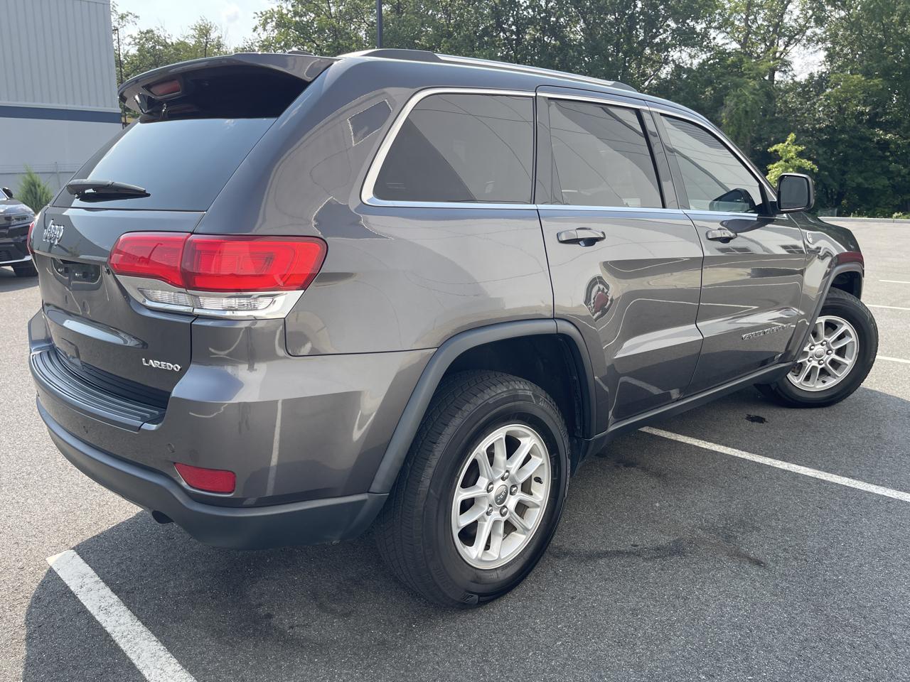 Jeep Grand Cherokee Laredo 4WD 2019
