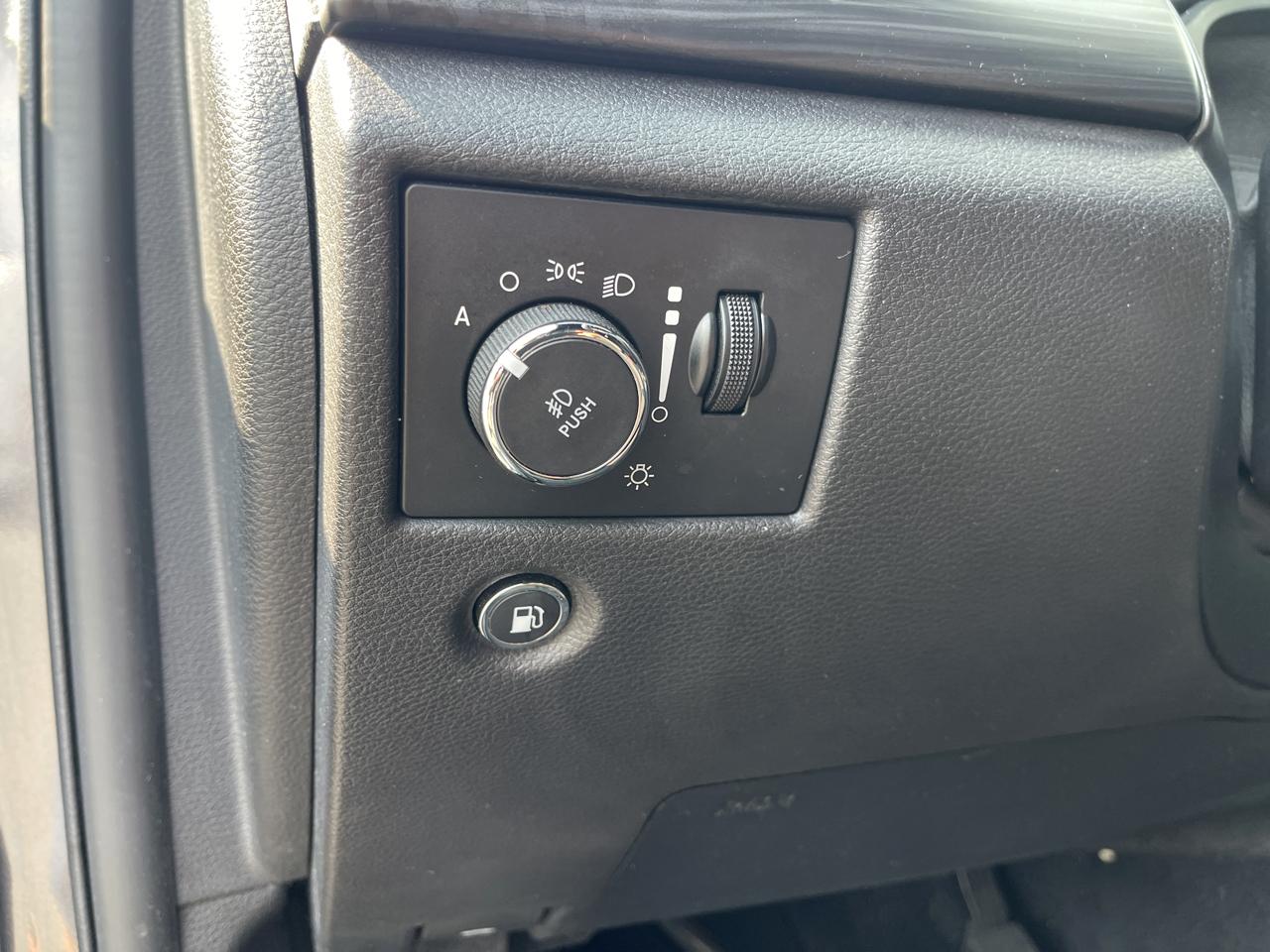 Jeep Grand Cherokee Laredo 4WD 2019