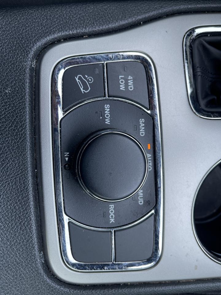 Jeep Grand Cherokee Laredo 4WD 2019