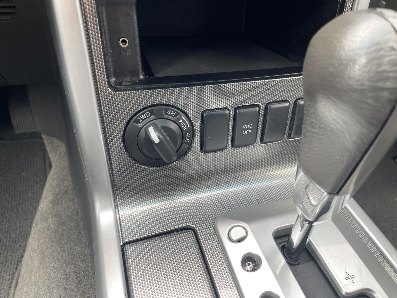 Nissan Pathfinder 4dr SE Auto 4WD 2010