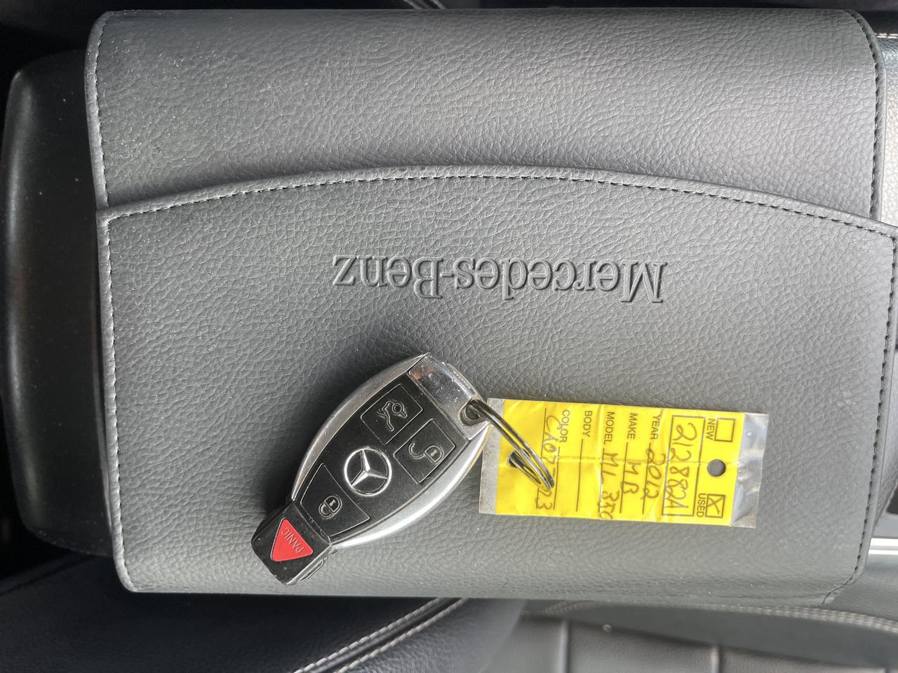 Mercedes-Benz M-Class ML350 4MATIC 2012