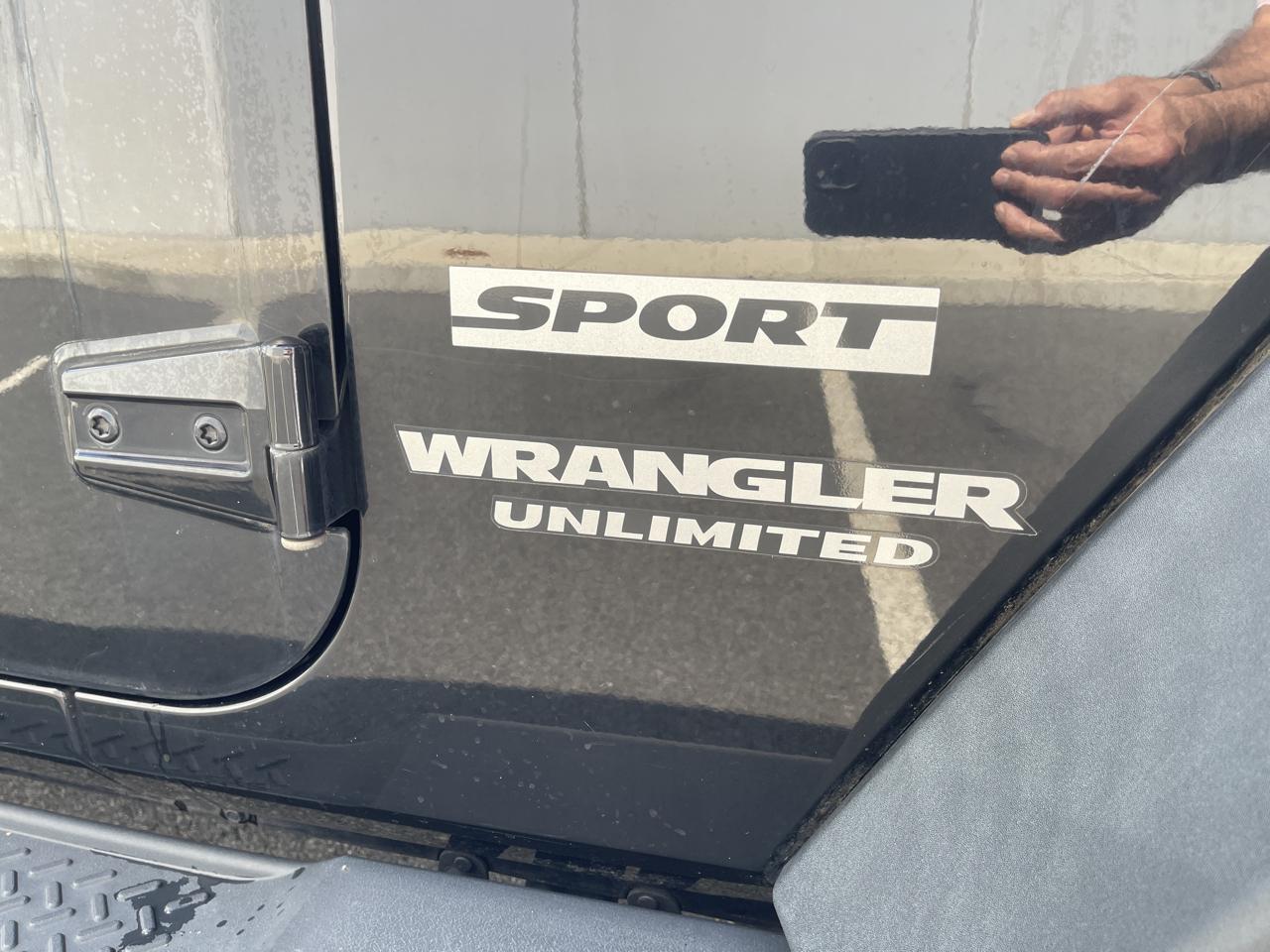Jeep Wrangler Unlimited Sport 4WD 2015