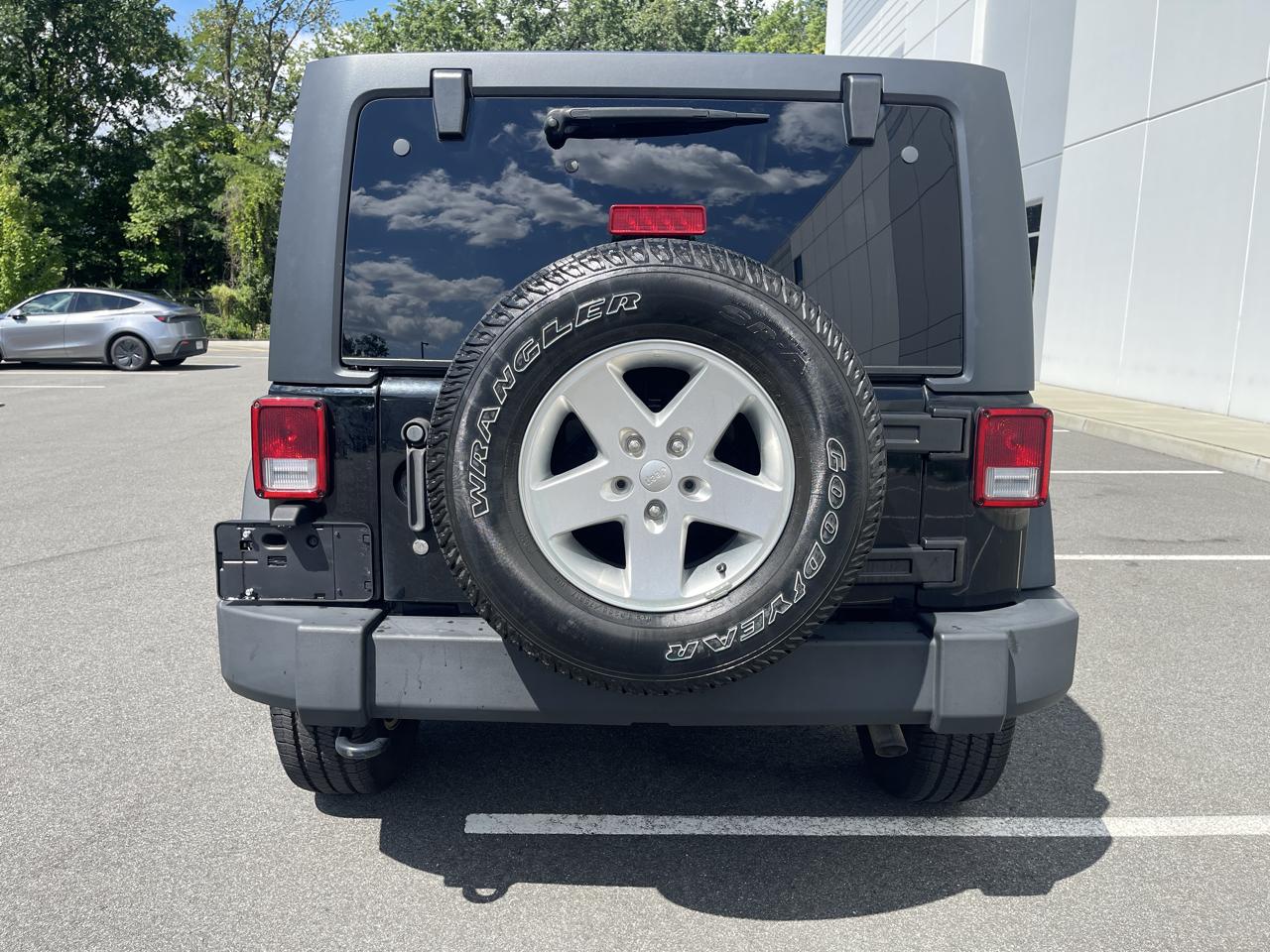 Jeep Wrangler Unlimited Sport 4WD 2015