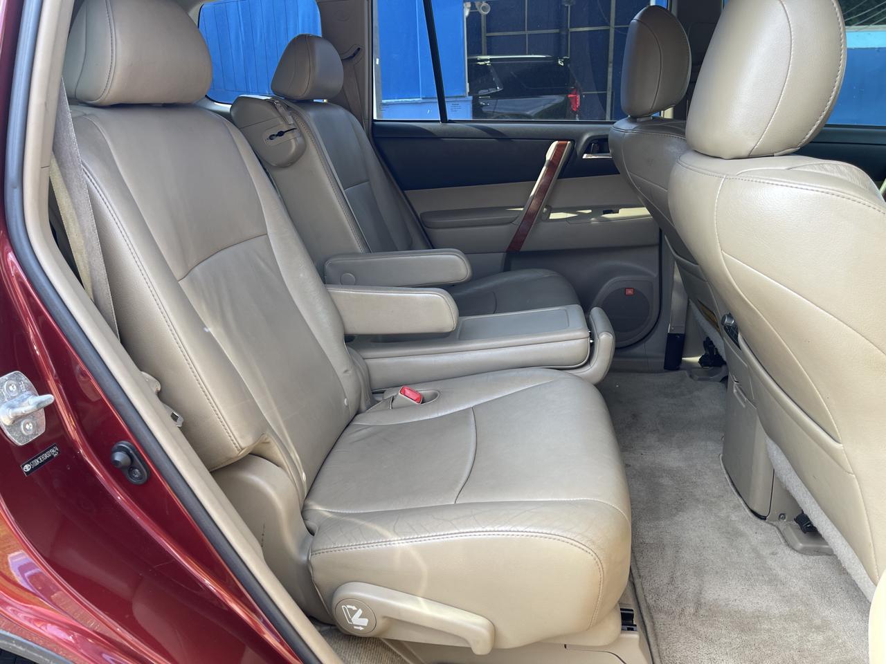 Toyota Highlander Limited 4WD 2010