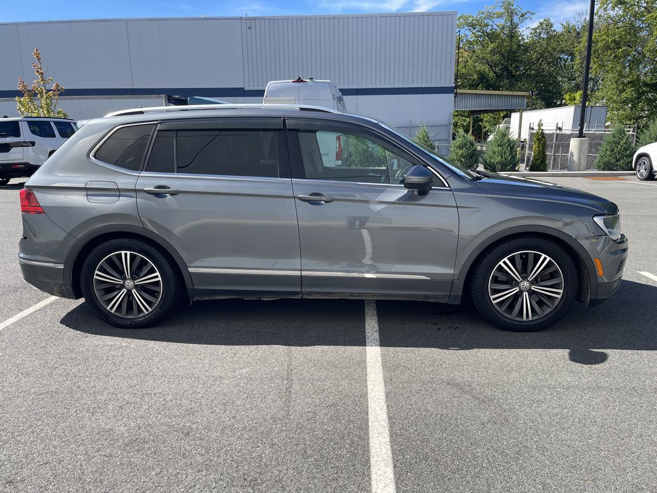 Volkswagen Tiguan 2.0T SEL Premium FWD 2018