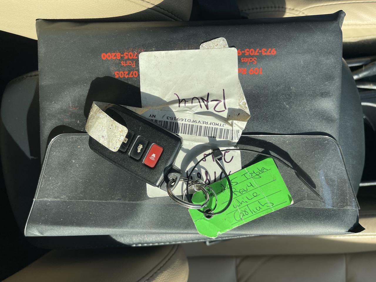 Toyota RAV4 Limited AWD 2015