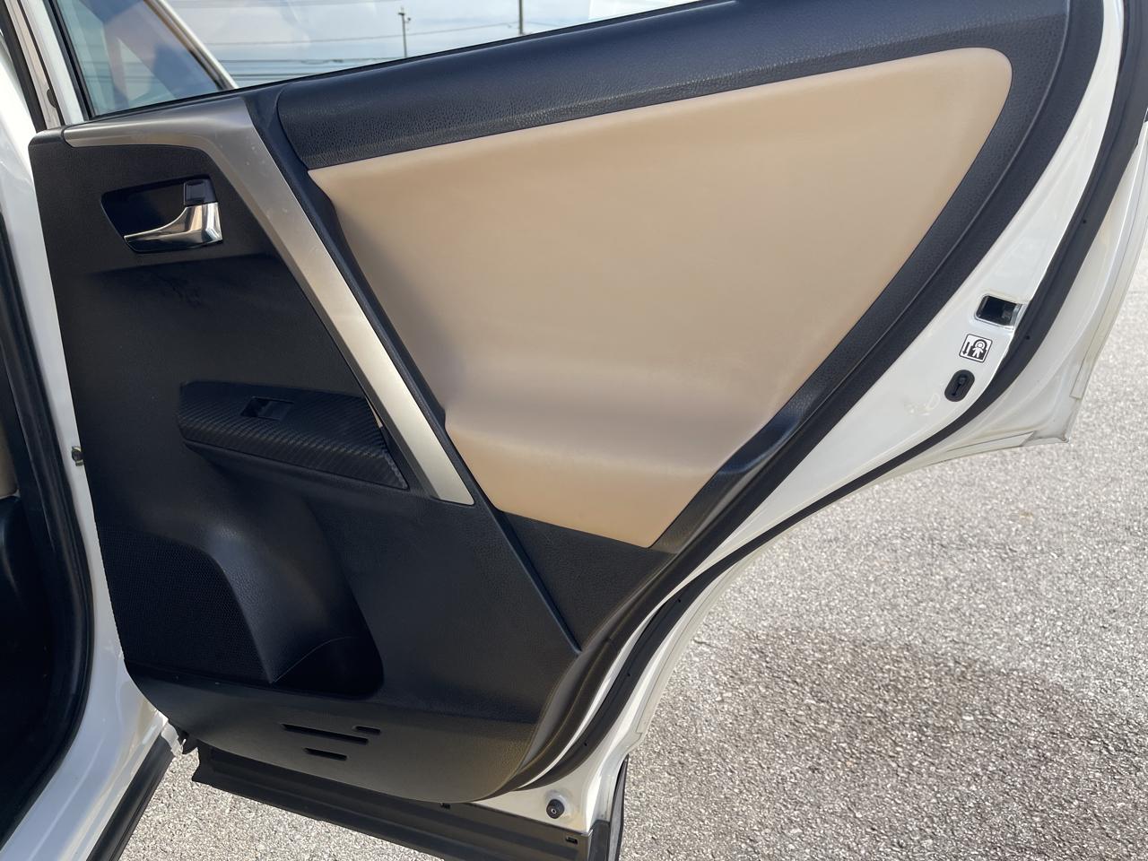 Toyota RAV4 Limited AWD 2015