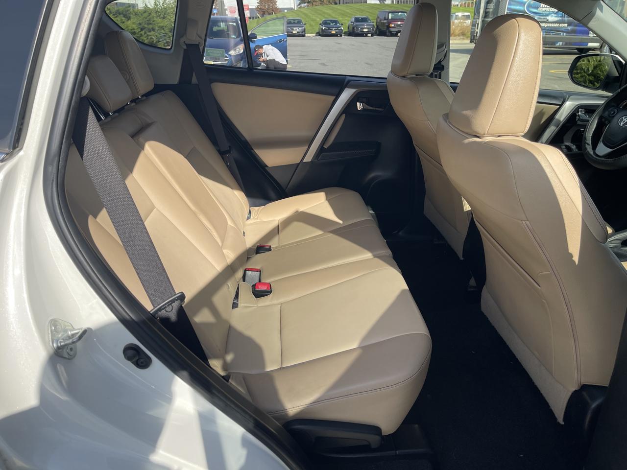 Toyota RAV4 Limited AWD 2015