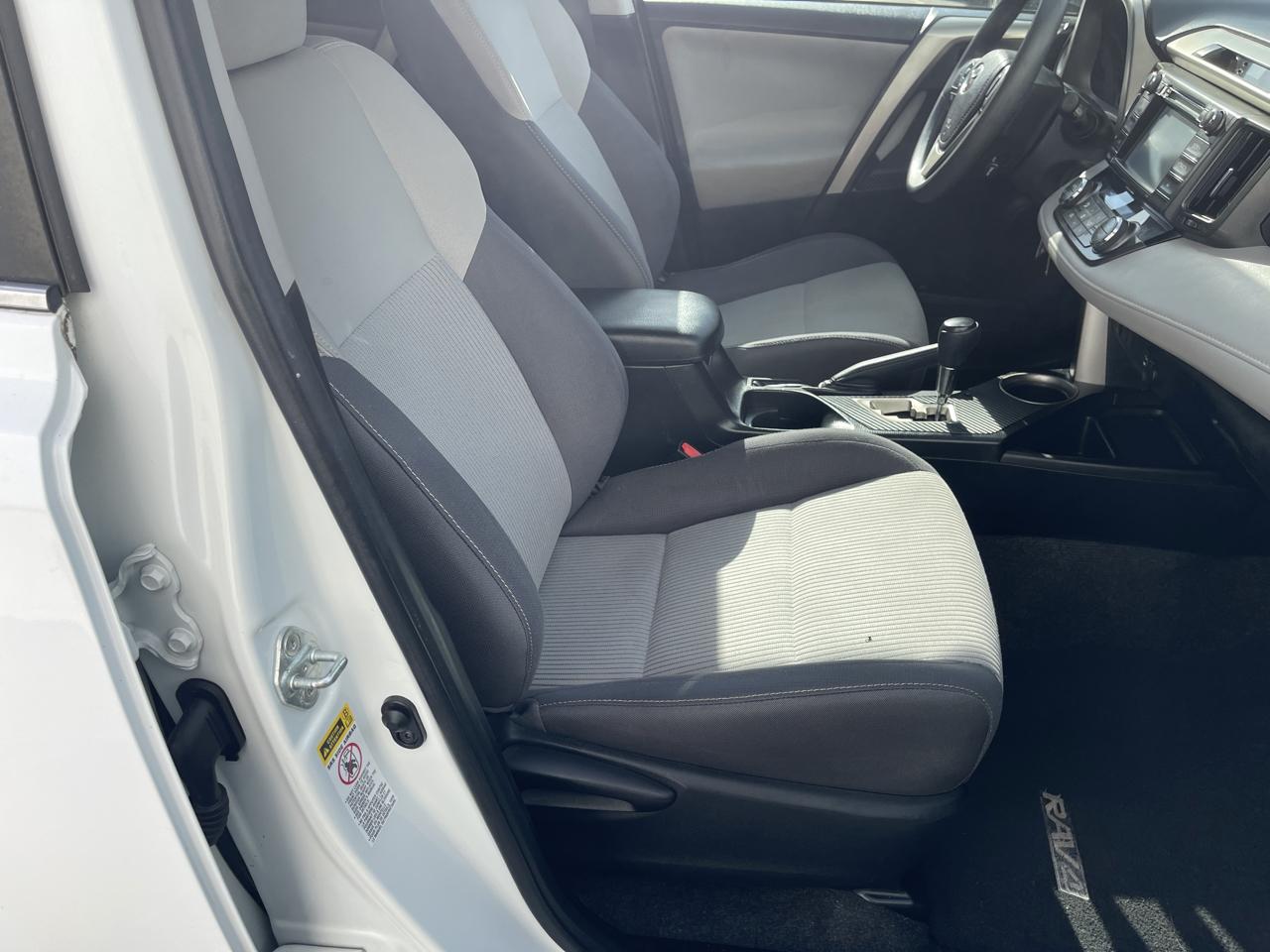 Toyota RAV4 XLE AWD 2015